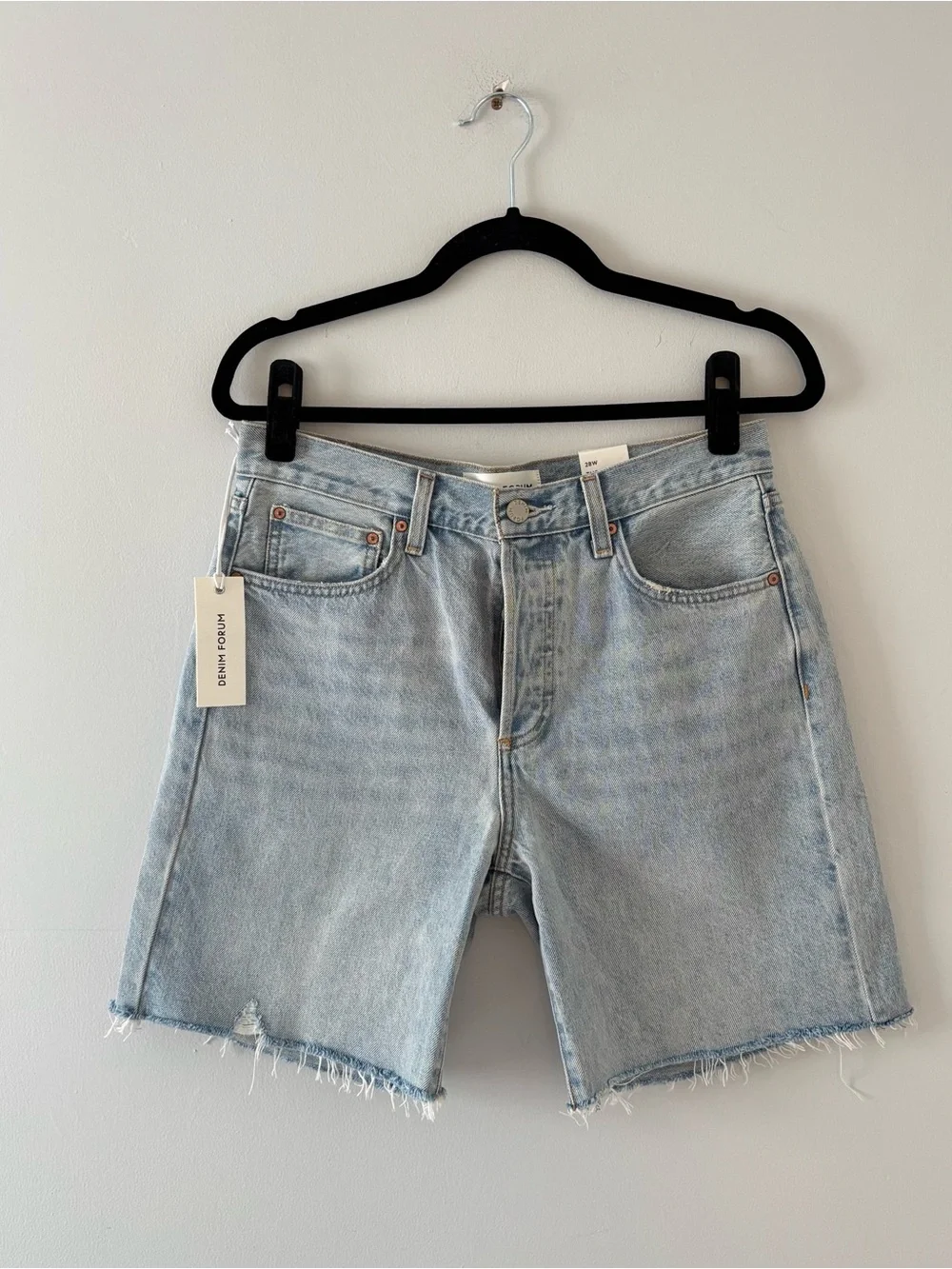 Denim Forum NWT The 90s Vintage High-Rise Long Denim Short Raw Hem Aritzia